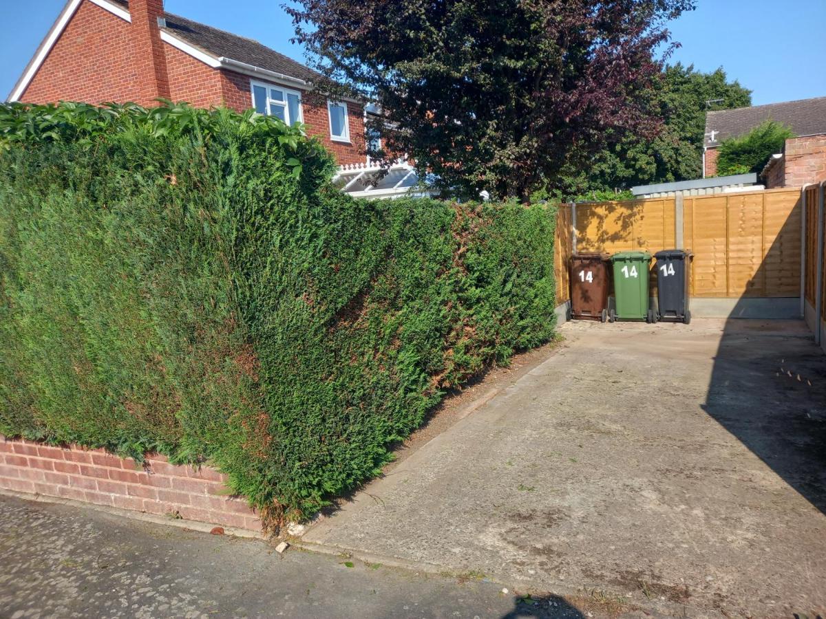 Leominster 3 Bedroom House Parking Garden Private المظهر الخارجي الصورة